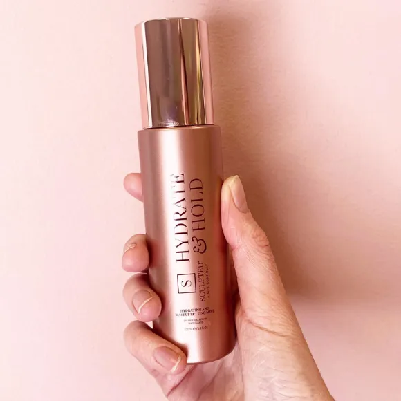 SCULPTED BY AIMEE HYDRATE AND HOLD SETTING SPRAY